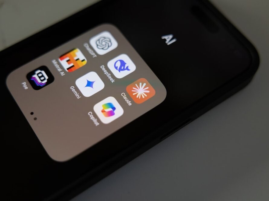 8CLICKS| a close up of a phone