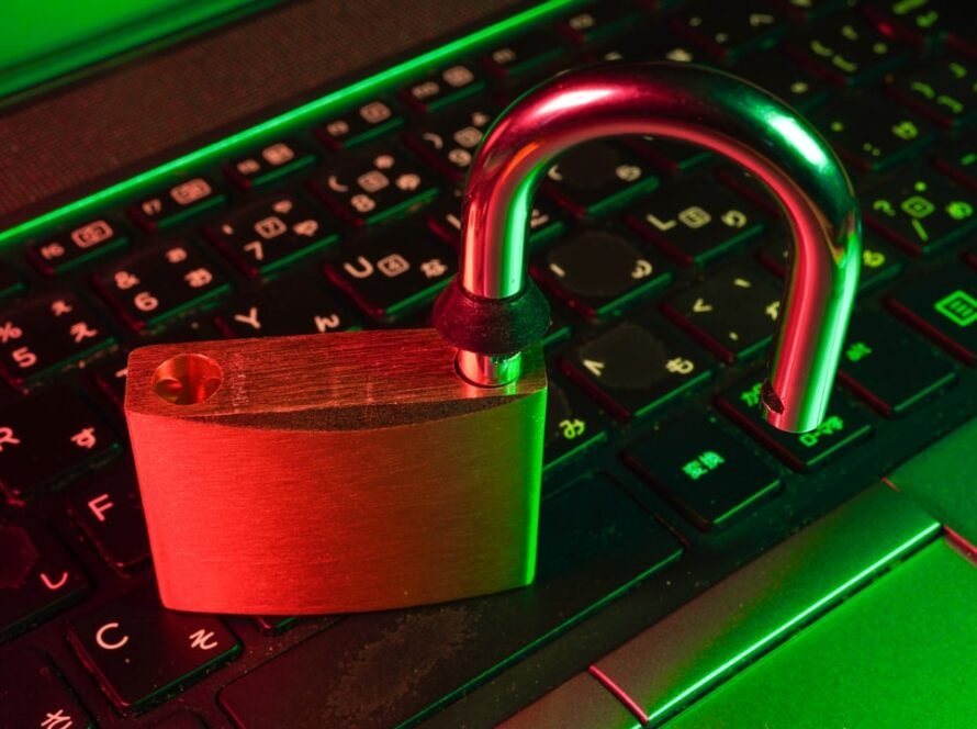 Photo Padlock
